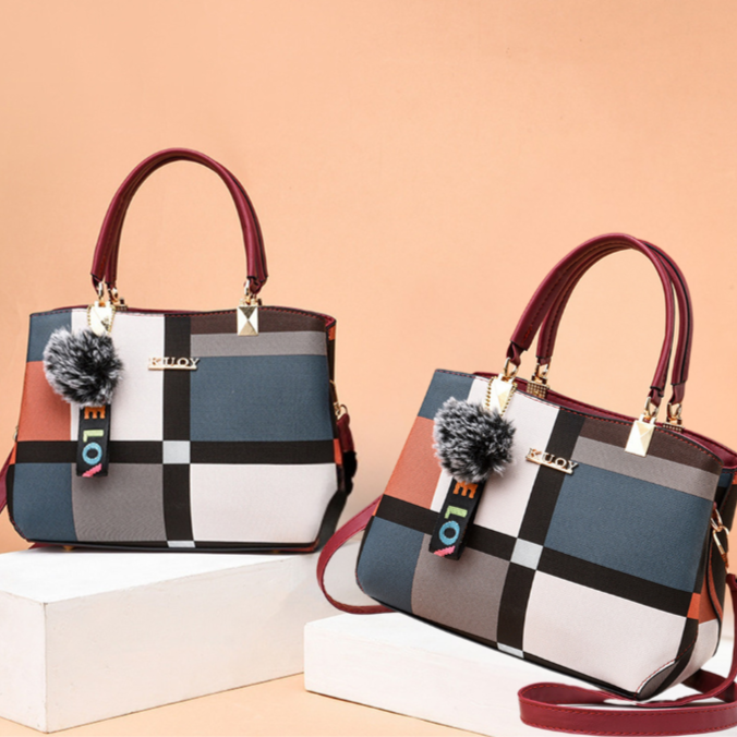 ClickBag Grace: l'eleganza a portata di click